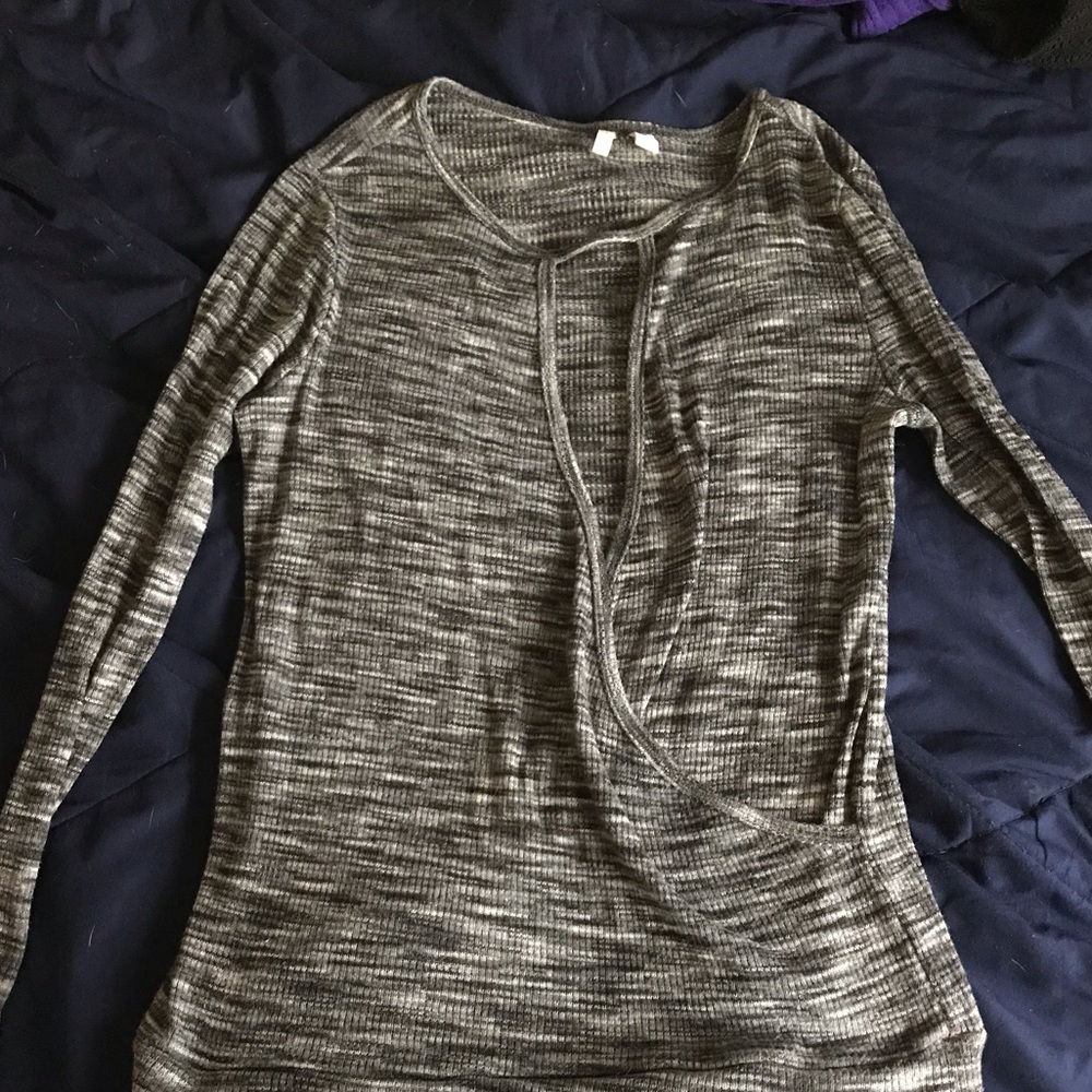 Long sleeve gray casual shirt.
